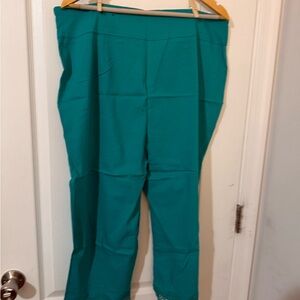 NWT Avenue Teal cropped Ankle capri Pants size 18